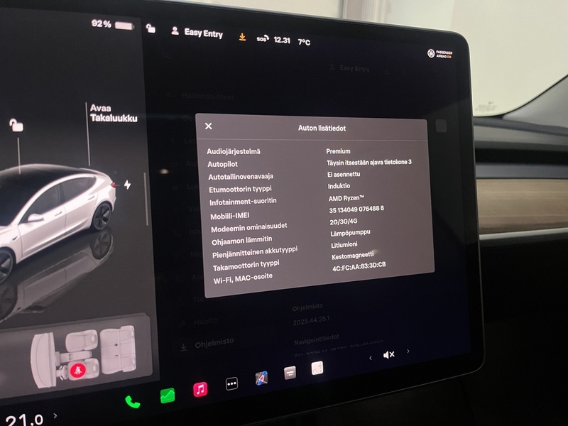 Tesla Model 3 vaihtoauto