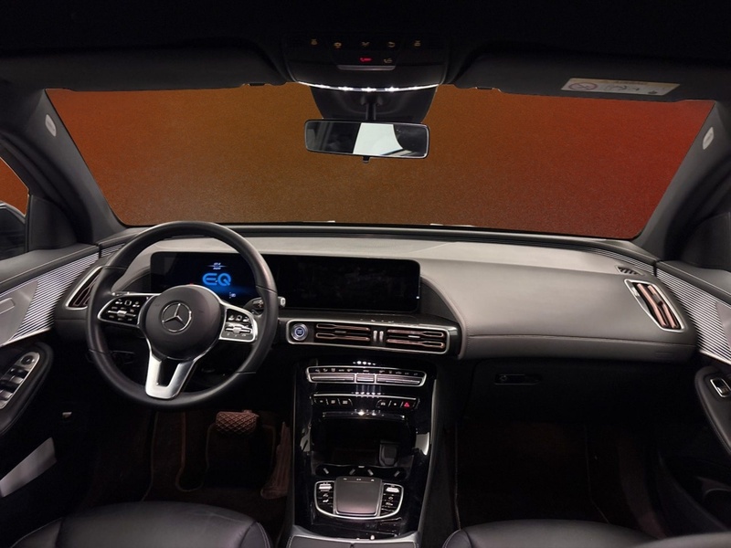 Mercedes-Benz EQC vaihtoauto