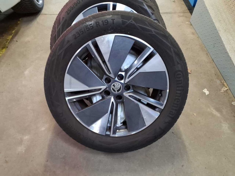 Skoda Enyaq vaihtoauto