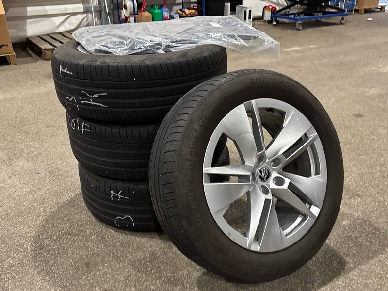 Skoda Enyaq vaihtoauto