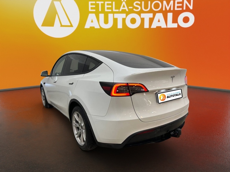 Tesla Model Y vaihtoauto