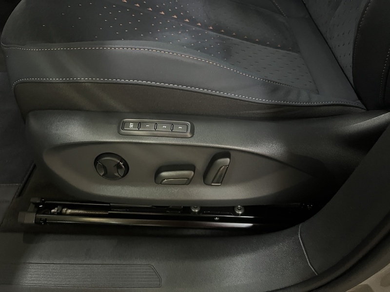 Cupra Tavascan vaihtoauto