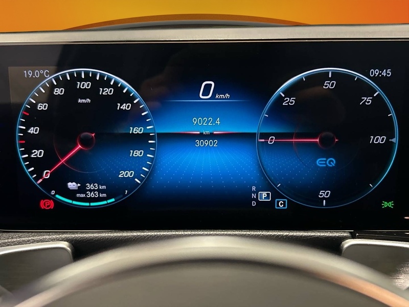 Mercedes-Benz EQB vaihtoauto