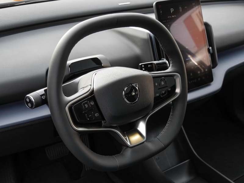 Volvo EX30 vaihtoauto