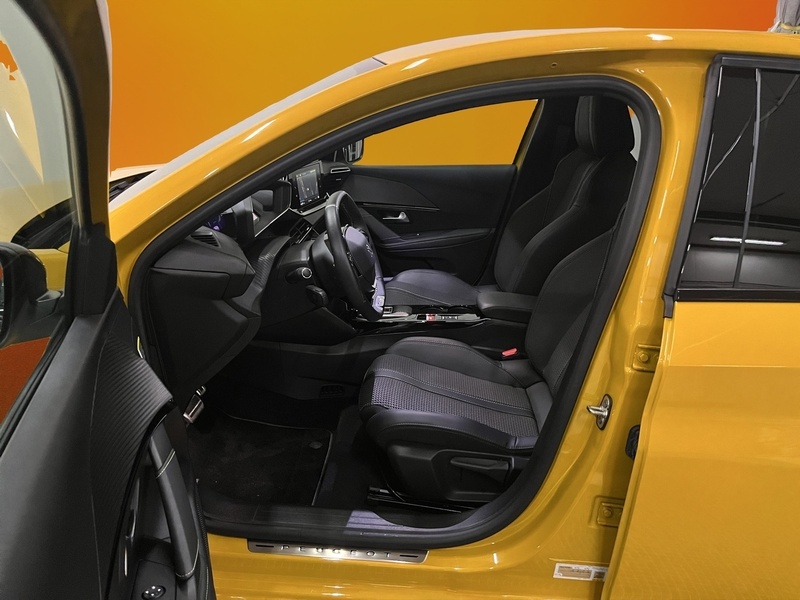 Peugeot e-208 vaihtoauto