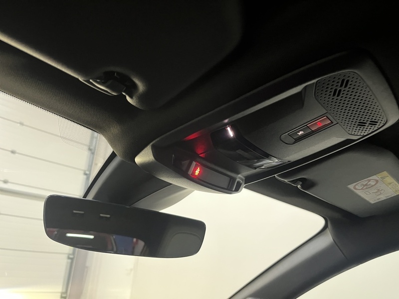 Peugeot e-208 vaihtoauto