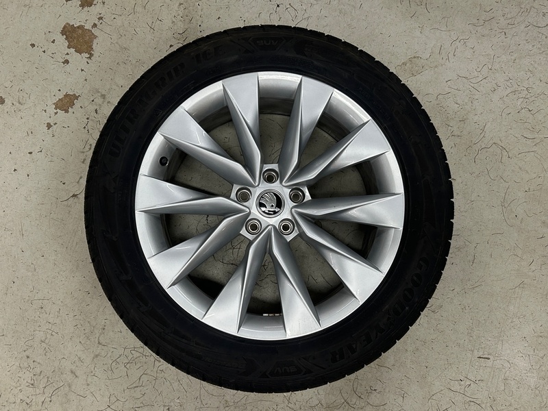 Skoda Enyaq vaihtoauto