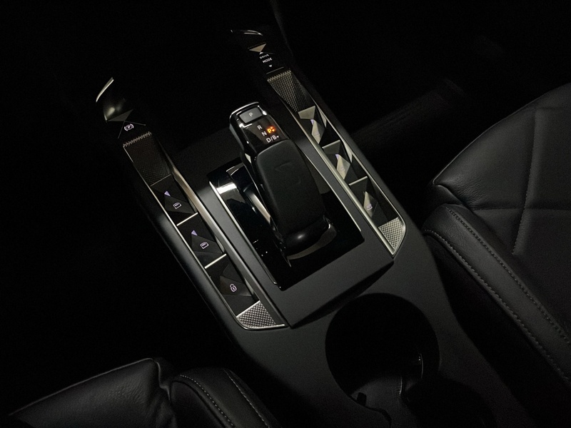 DS 3 Crossback vaihtoauto