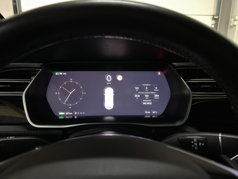 Tesla Model X vaihtoauto