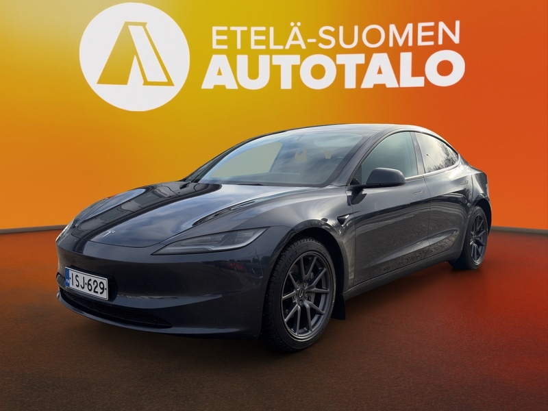 Tesla Model 3 vaihtoauto