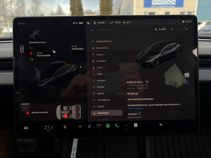 Tesla Model 3 vaihtoauto