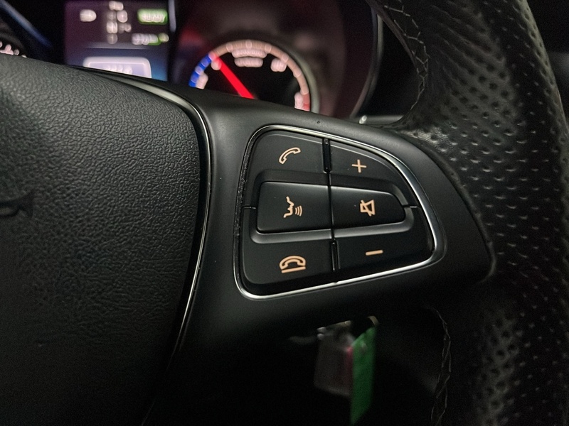 Mercedes-Benz EQV vaihtoauto