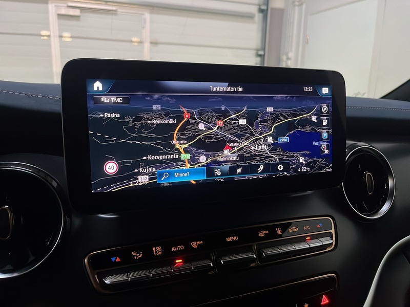 Mercedes-Benz EQV vaihtoauto