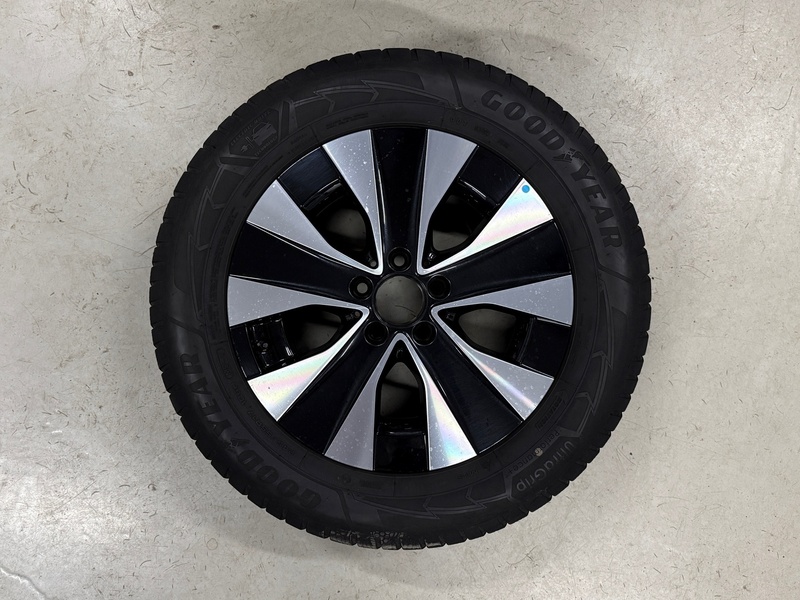 Mercedes-Benz EQV vaihtoauto