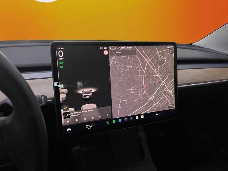 Tesla Model 3 vaihtoauto