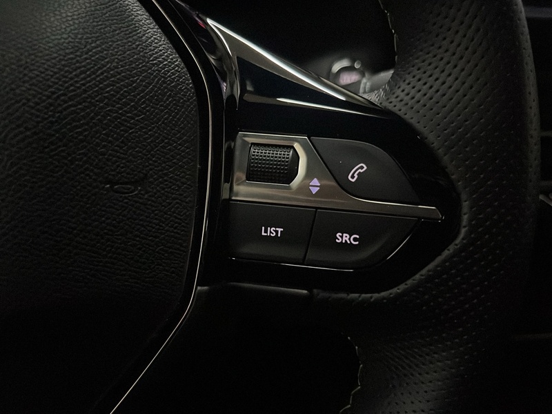 Peugeot e-2008 vaihtoauto