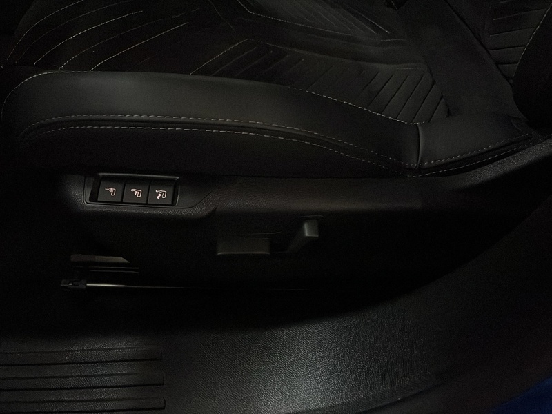 Peugeot e-2008 vaihtoauto