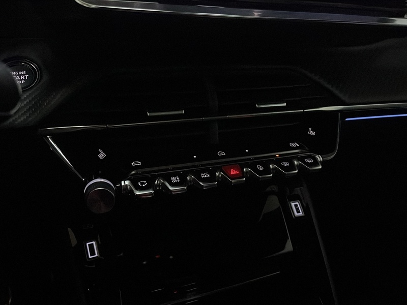 Peugeot e-2008 vaihtoauto