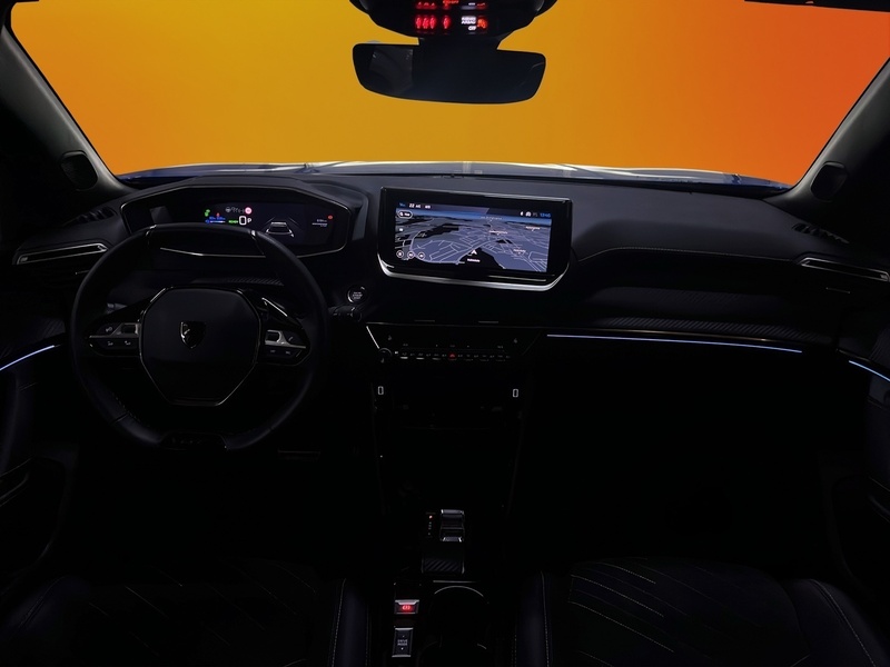 Peugeot e-2008 vaihtoauto