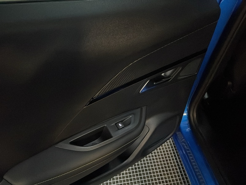 Peugeot e-2008 vaihtoauto