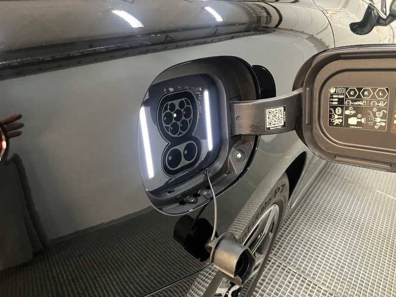 Mercedes-Benz EQE vaihtoauto