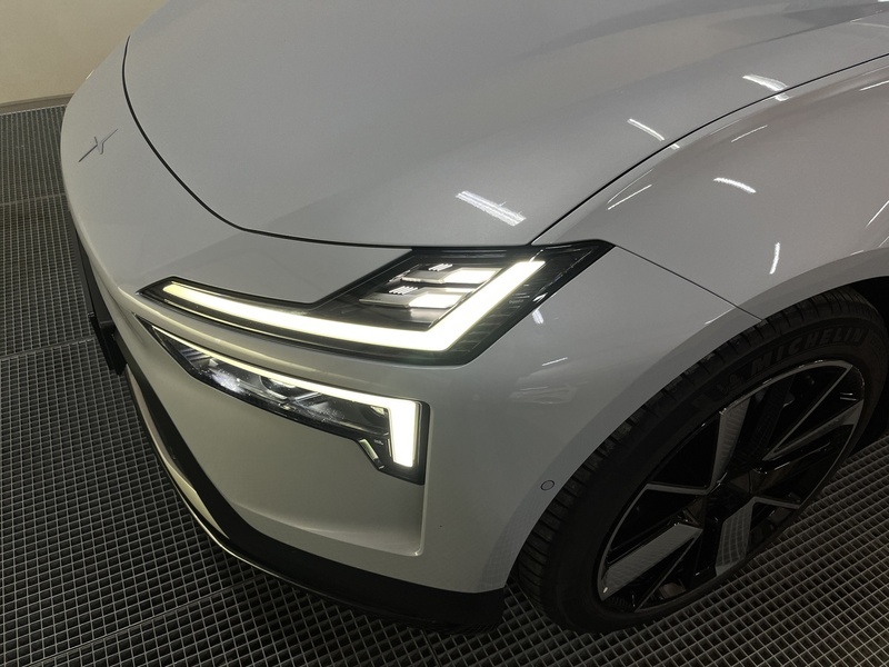 Polestar 4 vaihtoauto