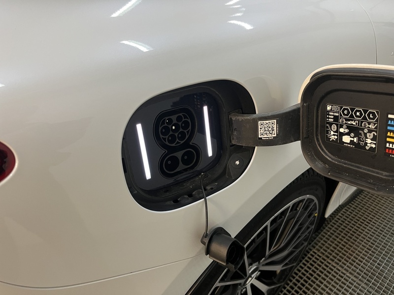 Mercedes-Benz EQE vaihtoauto