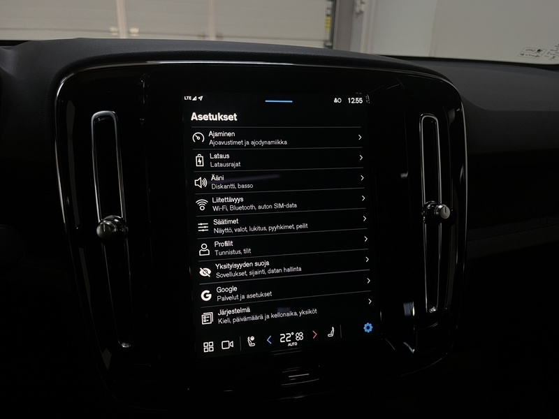 Volvo EC40 vaihtoauto