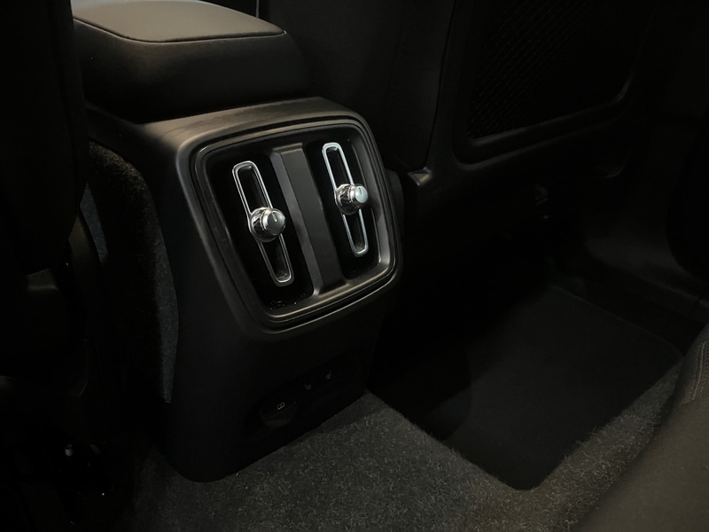 Volvo EC40 vaihtoauto