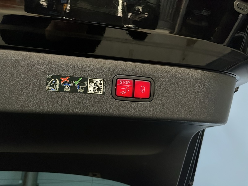 Mercedes-Benz EQS vaihtoauto