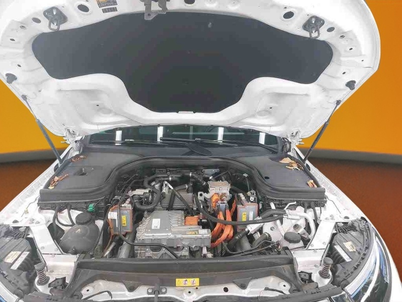 Mercedes-Benz EQC vaihtoauto