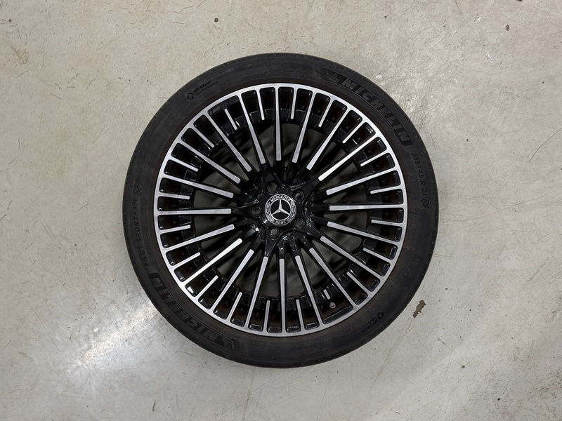 Mercedes-Benz EQC vaihtoauto