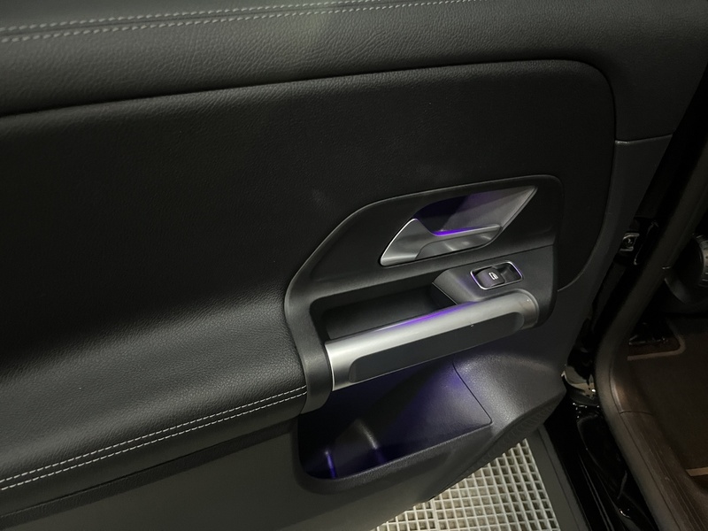Mercedes-Benz EQB vaihtoauto