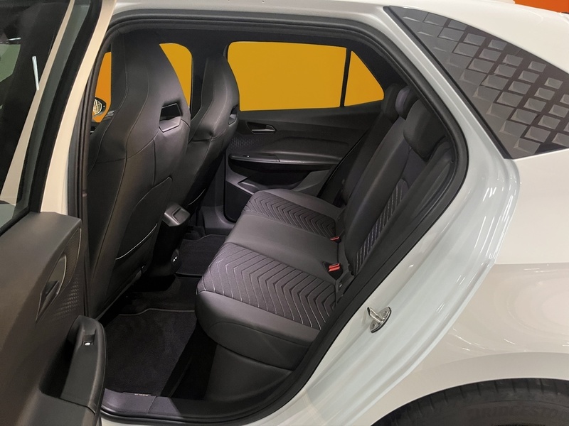 Cupra Born vaihtoauto