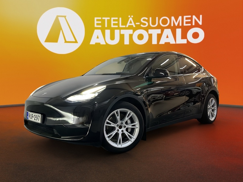 Tesla Model Y vaihtoauto