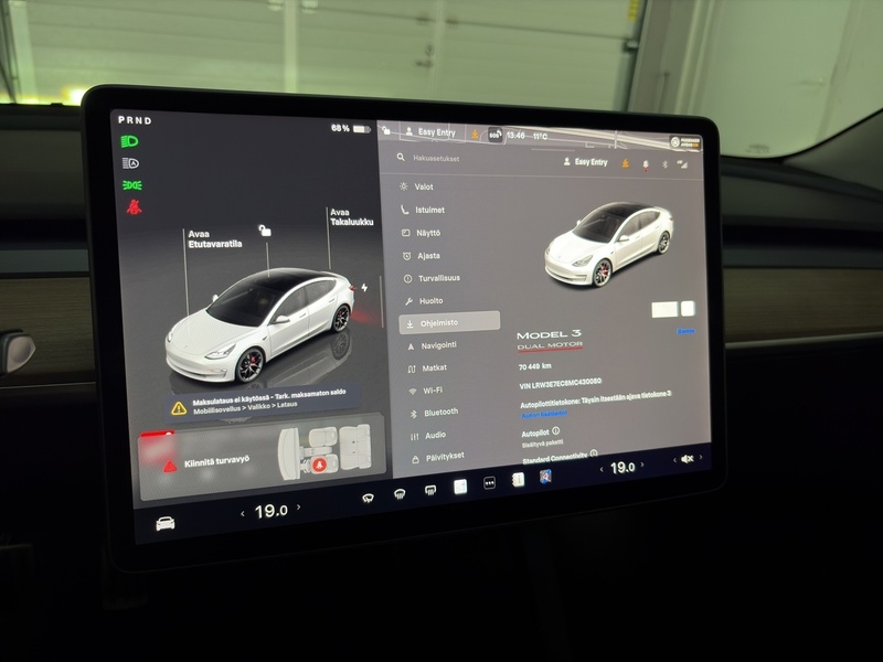 Tesla Model 3 vaihtoauto