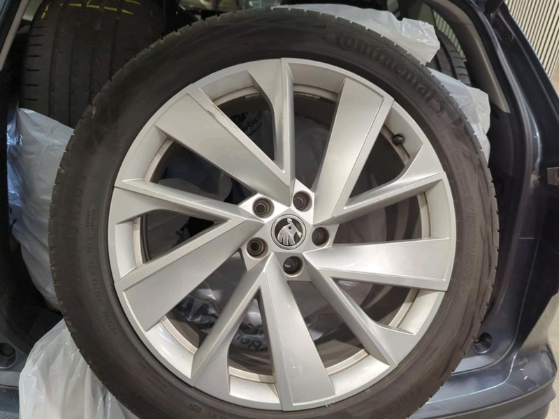 Skoda Enyaq vaihtoauto