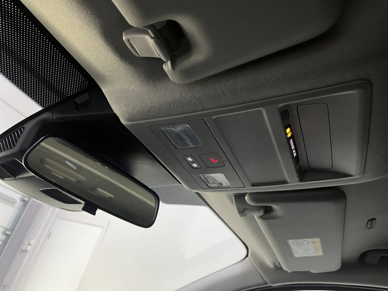 Volkswagen Caravelle vaihtoauto