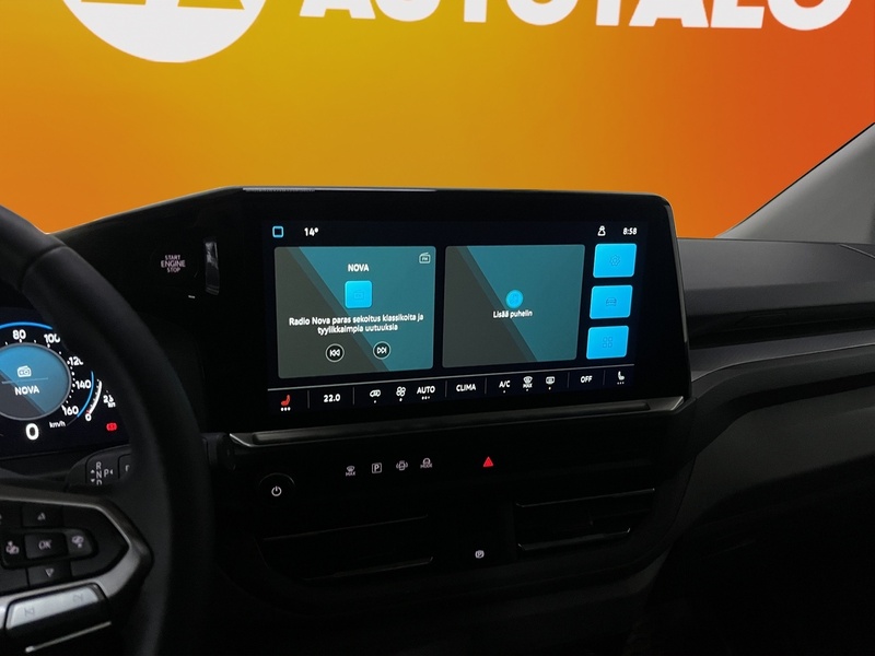 Volkswagen Caravelle vaihtoauto