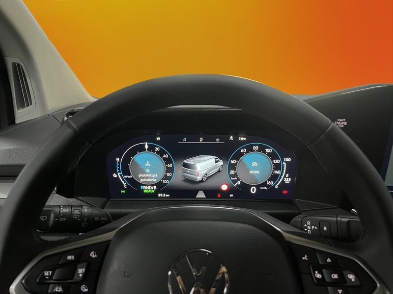 Volkswagen Caravelle vaihtoauto