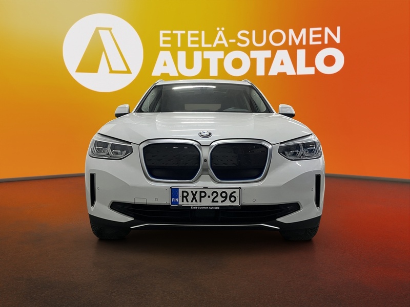 BMW iX3 vaihtoauto