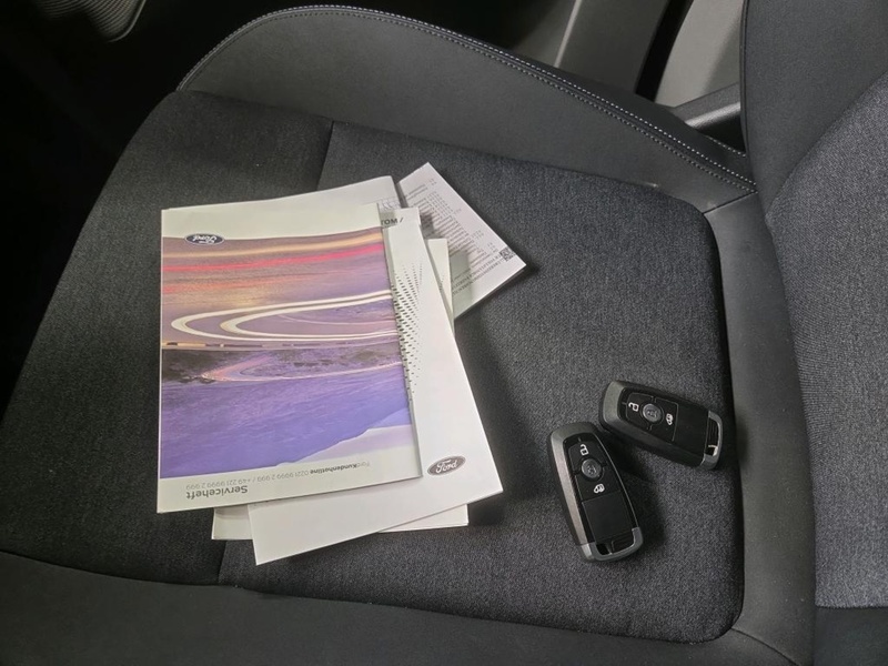 Ford Tourneo Custom vaihtoauto