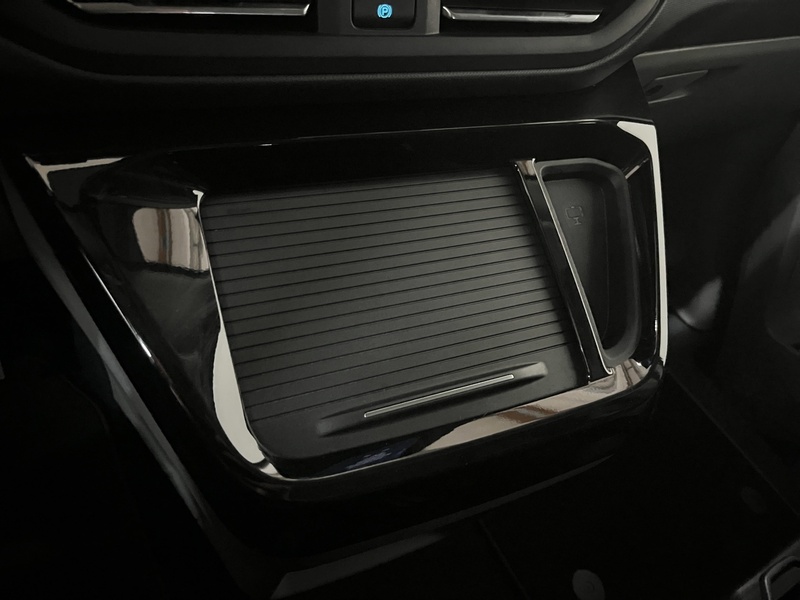 Ford Tourneo Custom vaihtoauto