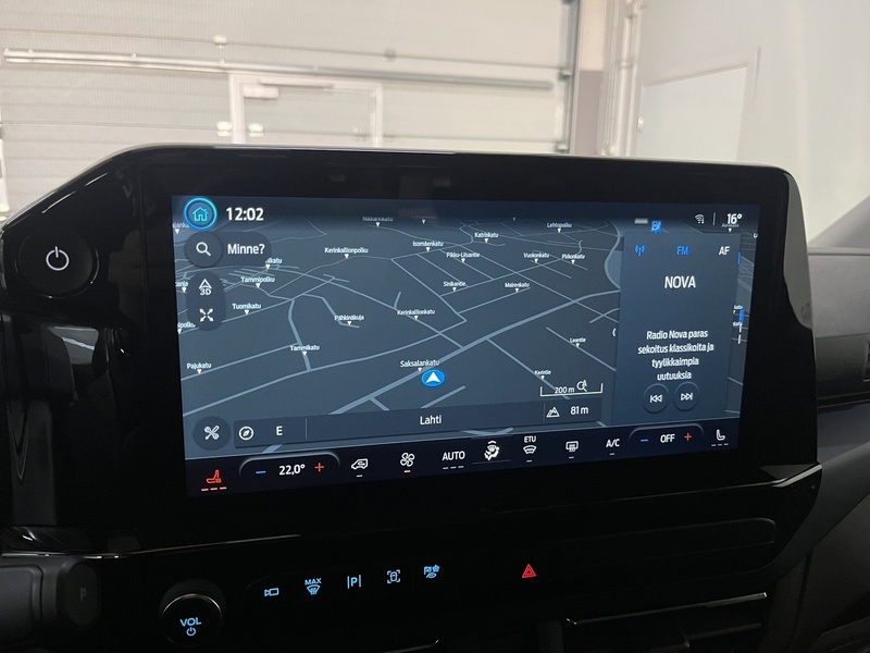 Ford Tourneo Custom vaihtoauto