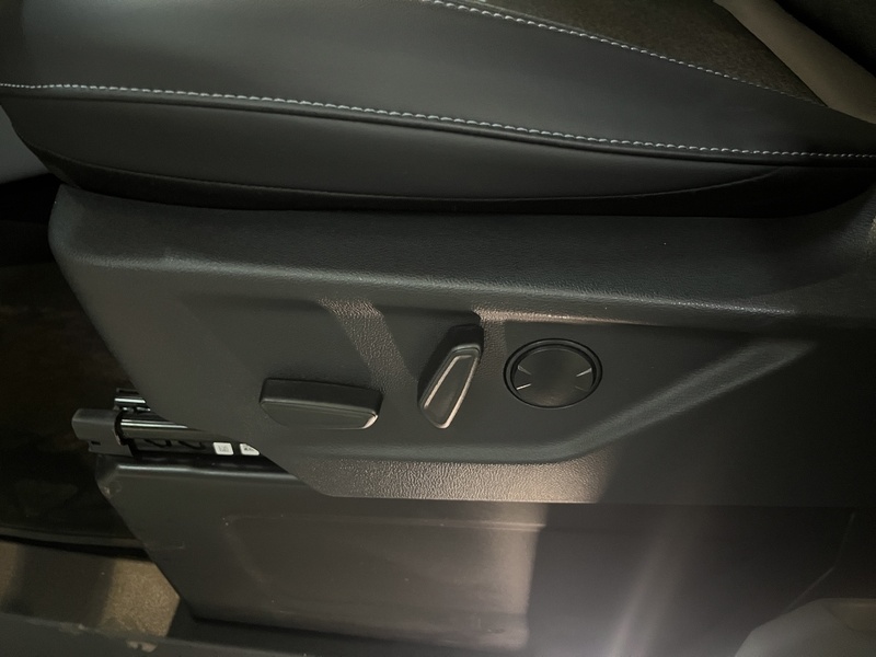 Ford Tourneo Custom vaihtoauto