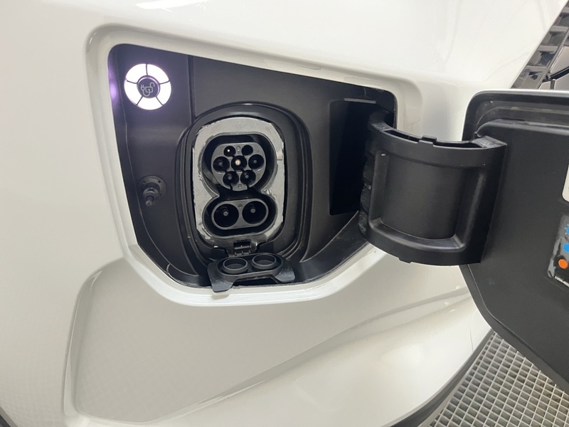 Ford Tourneo Custom vaihtoauto