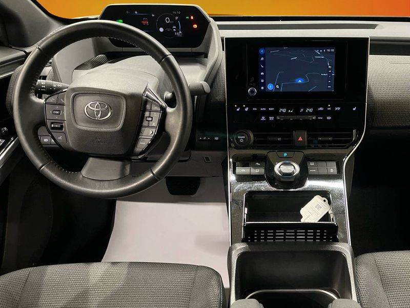 Toyota bZ4X vaihtoauto