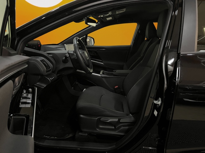 Toyota bZ4X vaihtoauto