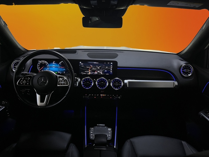 Mercedes-Benz EQB vaihtoauto