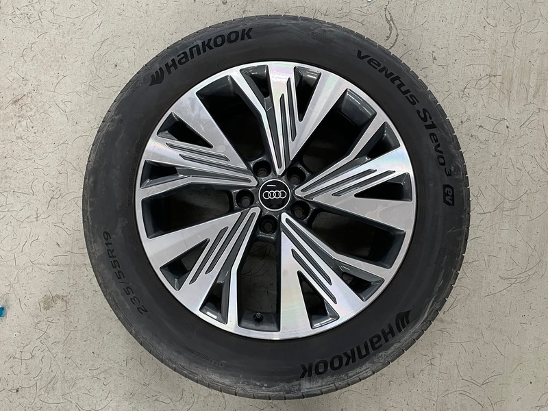 Audi Q4 e-tron vaihtoauto